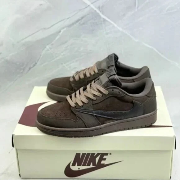 Travis Scott x Air Jordan 1 Low 'Velvet Brown'